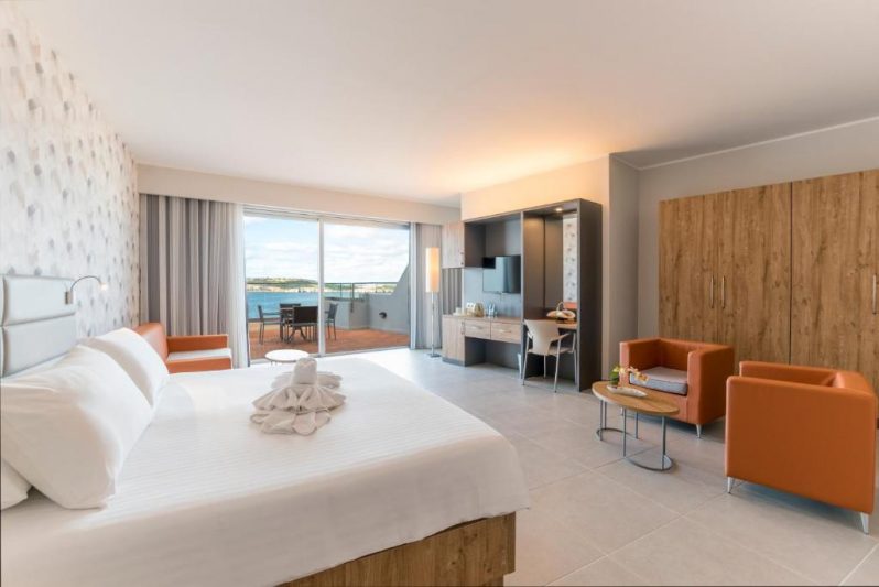 Spacious and Luxurious Rooms