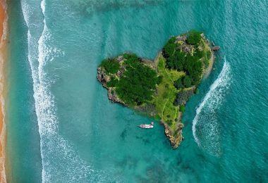 9 Best Tropical Honeymoon Destinations