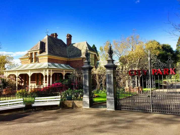 Entrance City Park