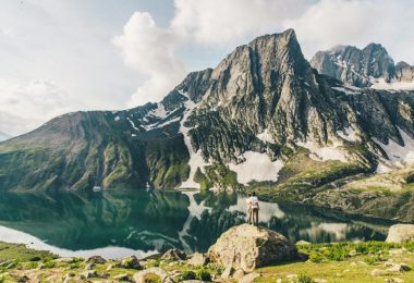 Kashmir Great Lakes Trek offers a surreal experience