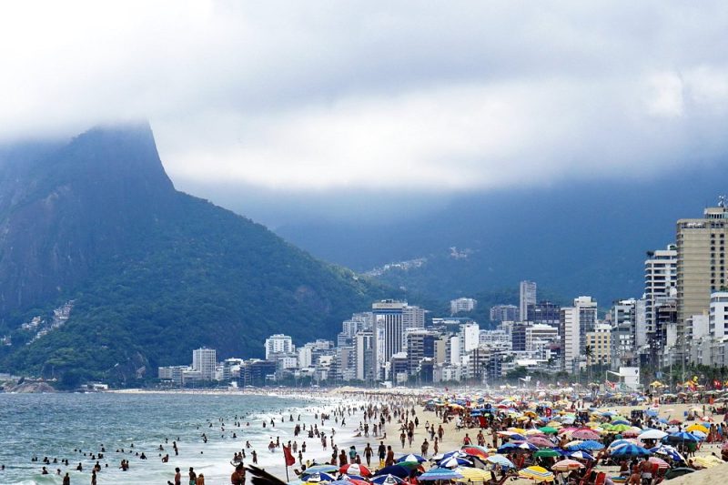 Praia do Leblon